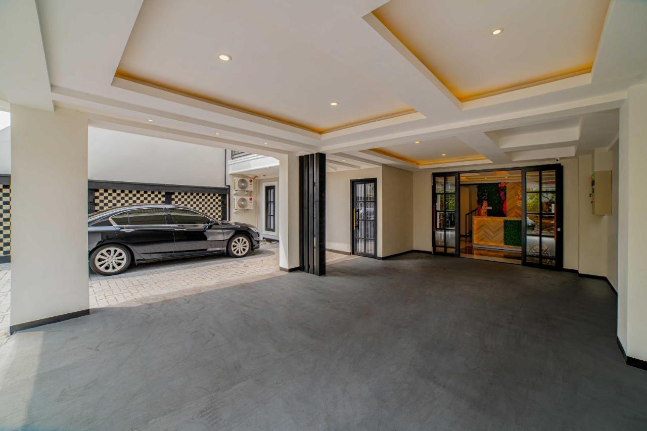 Tree Homestay Mitra Reddoorz Kasri Dış mekan fotoğraf