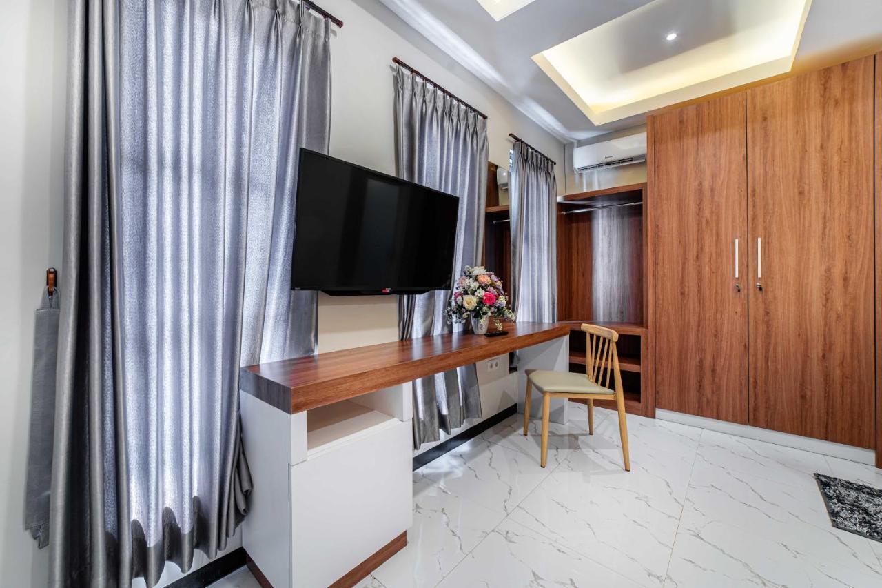 Tree Homestay Mitra Reddoorz Kasri Dış mekan fotoğraf