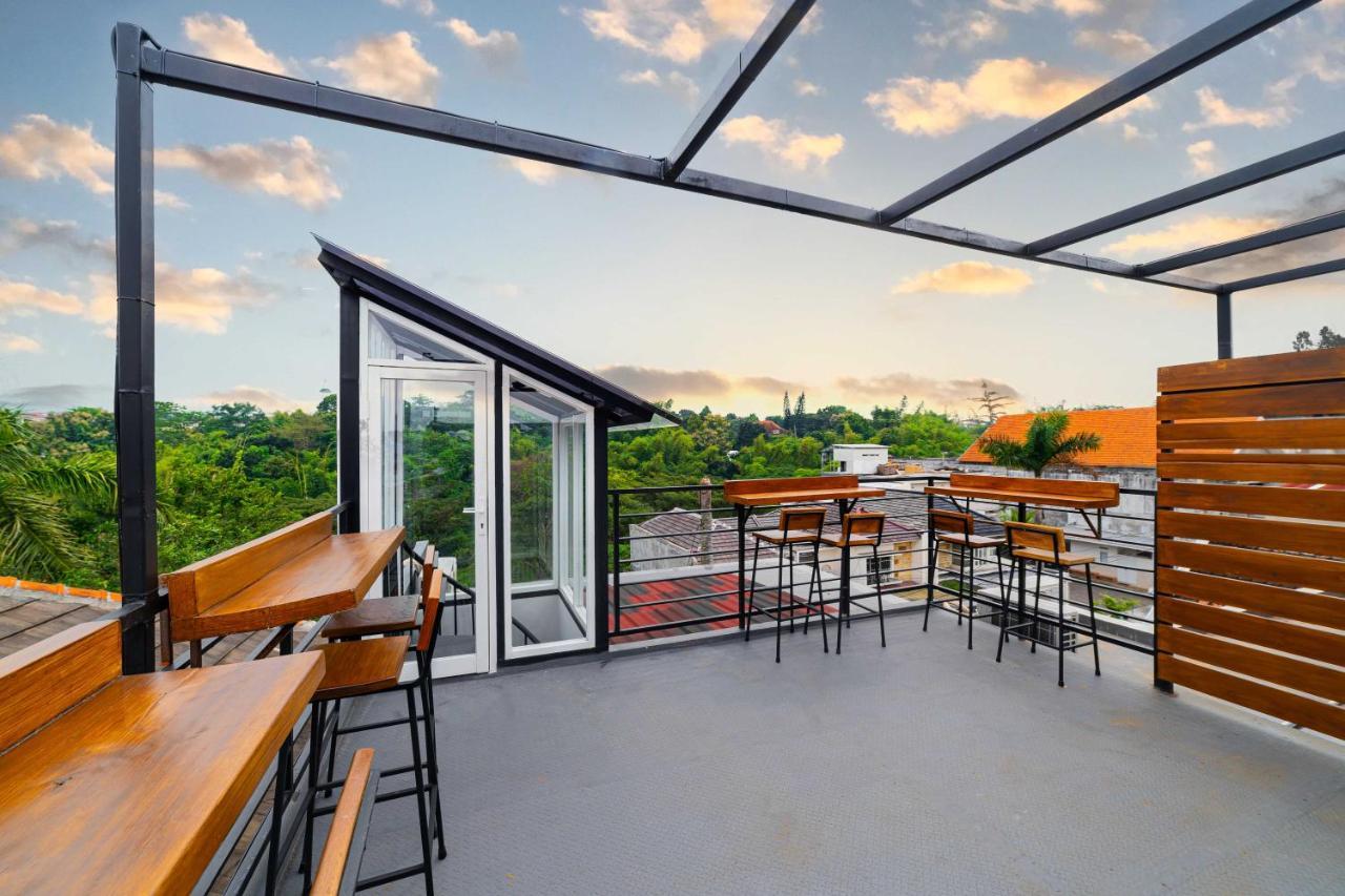 Tree Homestay Mitra Reddoorz Kasri Dış mekan fotoğraf