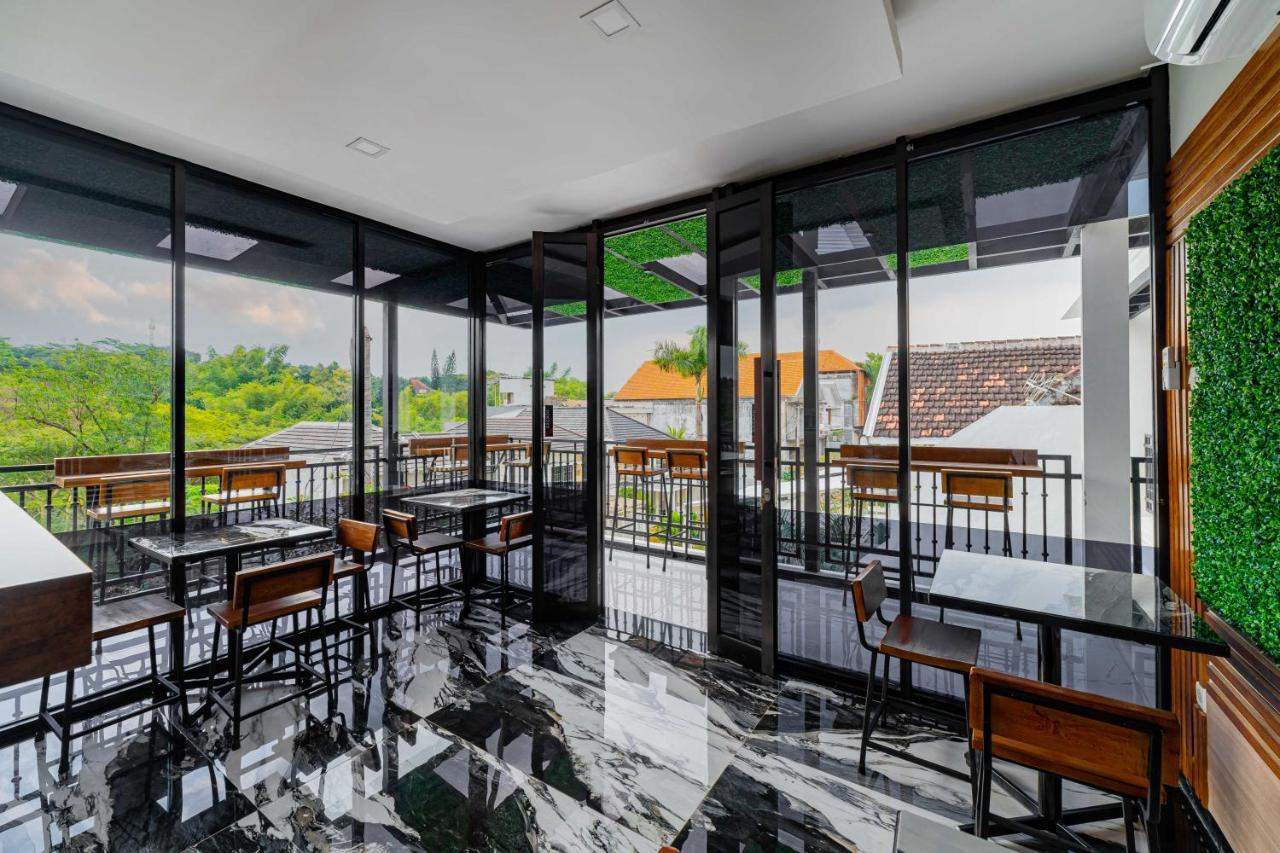 Tree Homestay Mitra Reddoorz Kasri Dış mekan fotoğraf