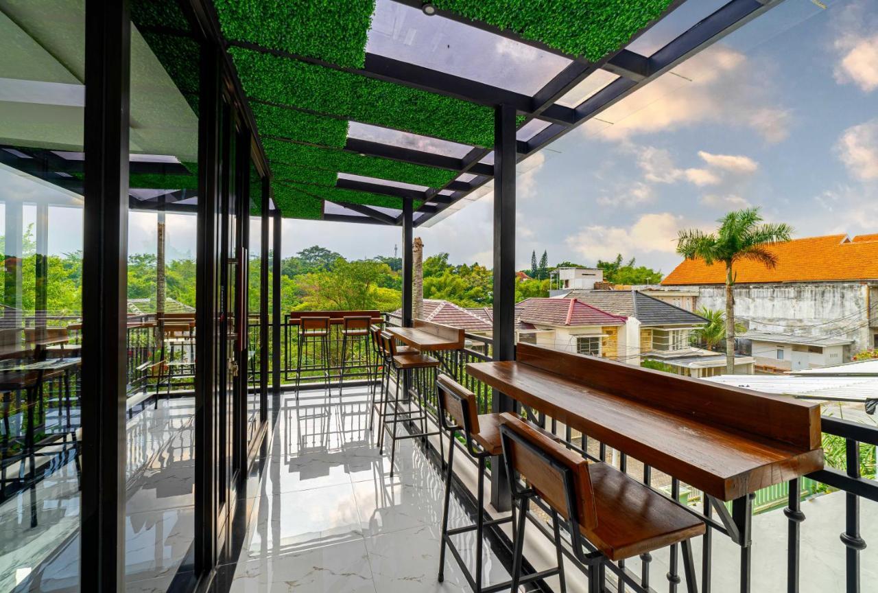 Tree Homestay Mitra Reddoorz Kasri Dış mekan fotoğraf